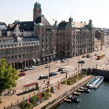 Hotell Elite Savoy 4*