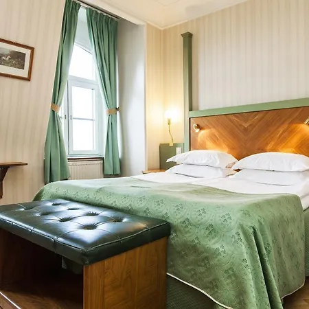 Elite Savoy Hotell 4*
