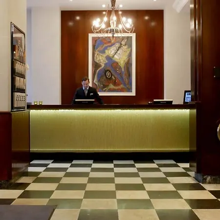 Elite Savoy Hotell